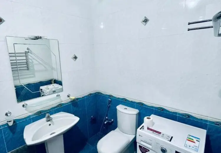 2 200 AZN - 4 otaqlı mənzil Kirayə (aylıq), İçəri şəhər, Səbail, Bakı