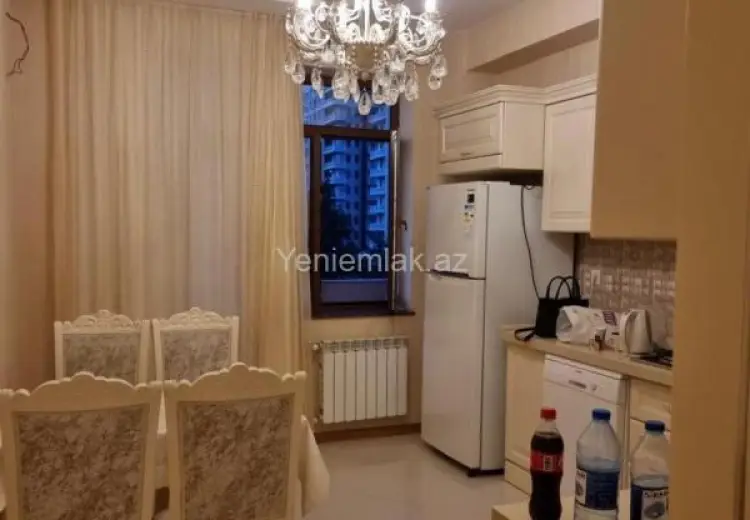 1 200 AZN - 3 otaqlı mənzil Kirayə (aylıq), Yasamal qəs., Yasamal, Bakı