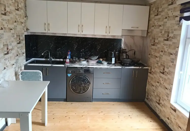 35 000 AZN - 5 otaqlı mənzil , Hacıqabul