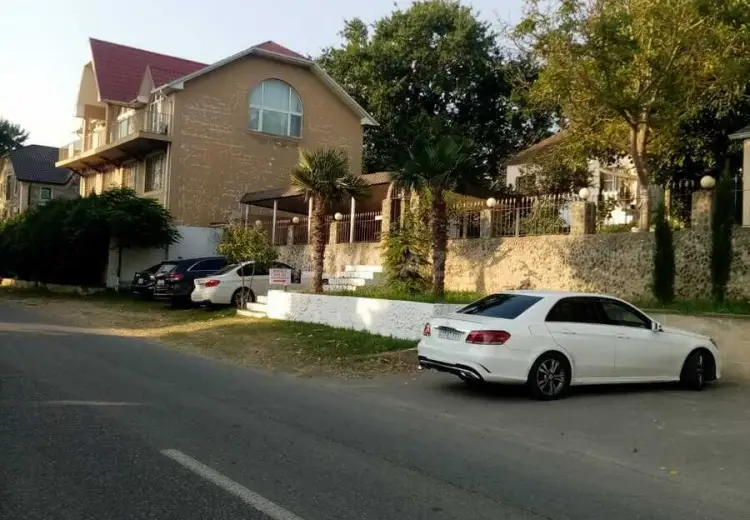 290 000 AZN - 300 m² Obyekt / Ofis Satılır, Nabran