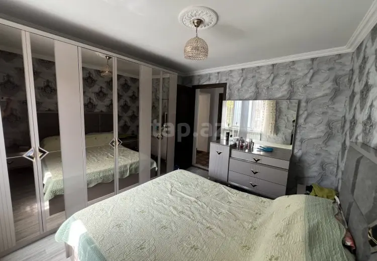 13 500 AZN - 5 otaqlı mənzil, Suraxanı qəs., Suraxanı, Bakı