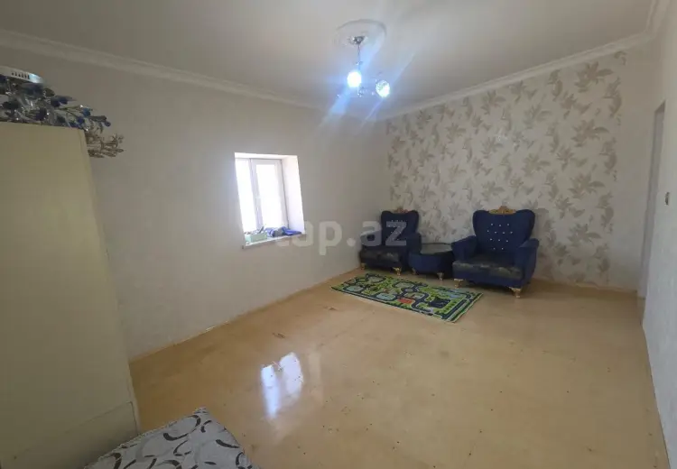 59 000 AZN - 4 otaqlı mənzil , Salyan