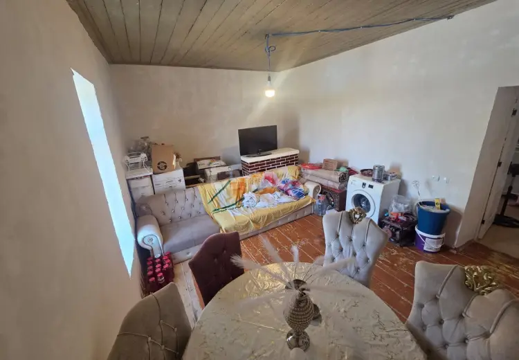 59 000 AZN - 4 otaqlı mənzil , Salyan