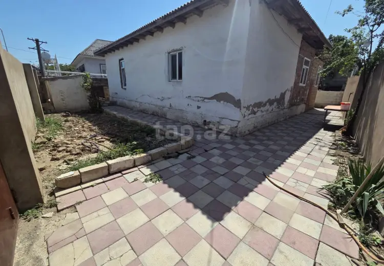 59 000 AZN - 4 otaqlı mənzil , Salyan
