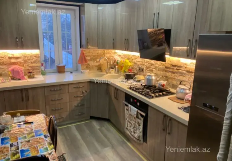 240 000 AZN - 5 otaqlı mənzil Satılır, Qaraçuxur qəs., Suraxanı, Bakı