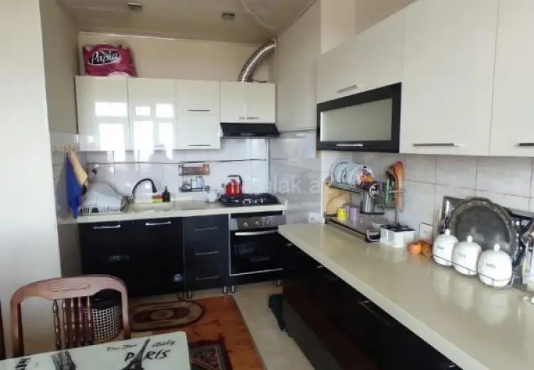 800 AZN - 3 otaqlı mənzil Kirayə (aylıq), Nizami, Bakı