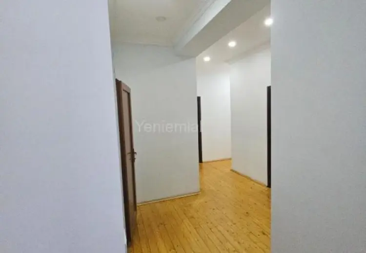 750 AZN - 3 otaqlı mənzil Kirayə (aylıq), Əhmədli, Xətai, Bakı