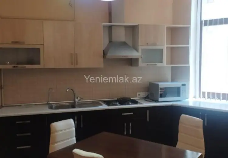 1 200 AZN - 3 otaqlı mənzil Kirayə (aylıq), Yasamal qəs., Yasamal, Bakı