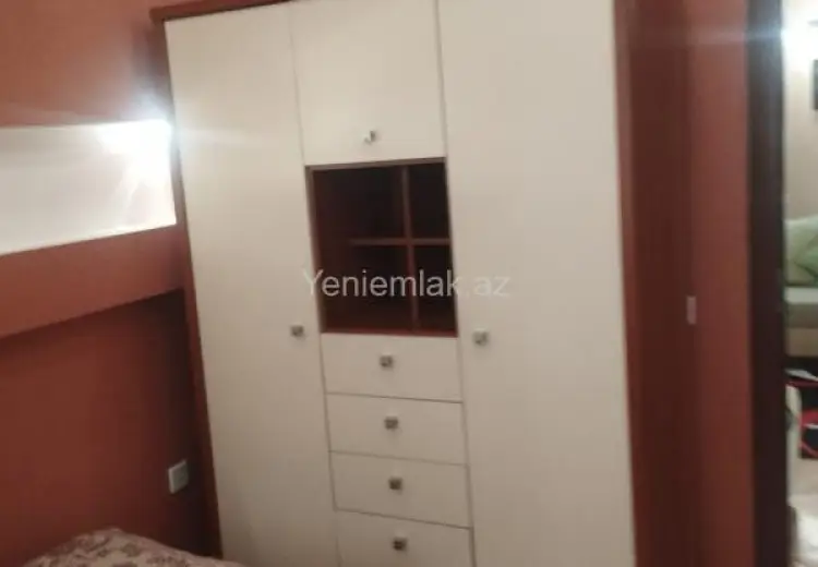 1 200 AZN - 3 otaqlı mənzil Kirayə (aylıq), Yasamal qəs., Yasamal, Bakı