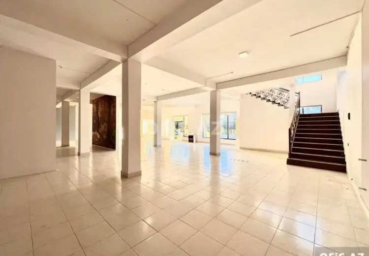 2 800 AZN - 820 m² Obyekt / Ofis Satılır, Masallı