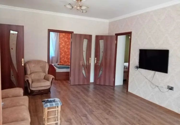 185 000 AZN - 7 otaqlı mənzil Satılır, Xızı