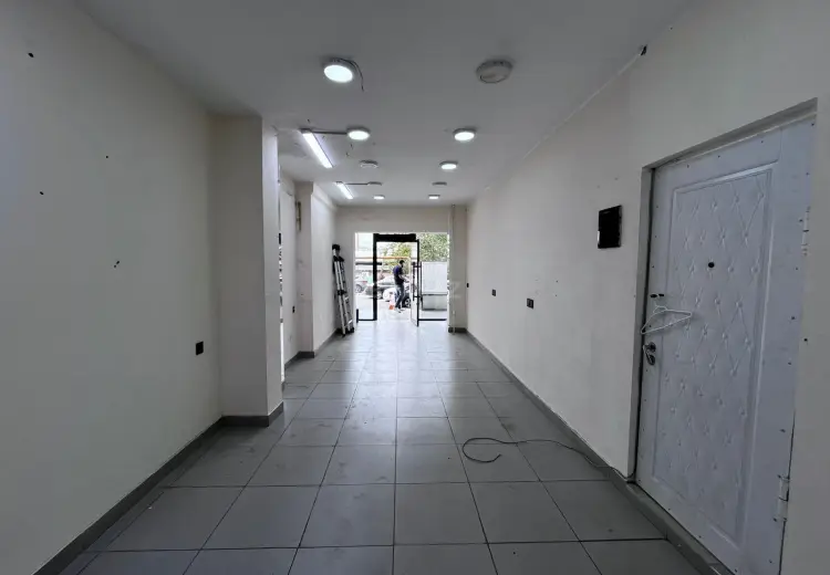 800 AZN - 50 m² Obyekt / Ofis Kirayə (aylıq), Laçın