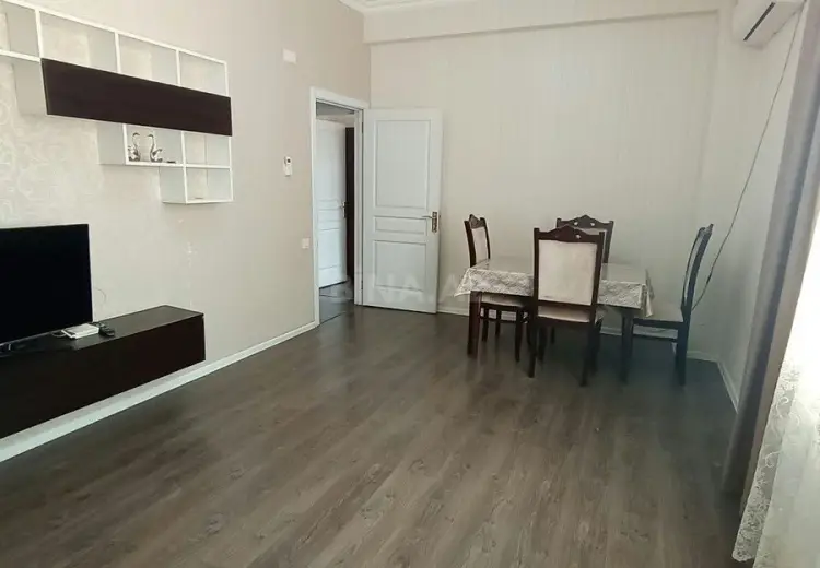 800 AZN - 3 otaqlı mənzil Kirayə (aylıq), Yasamal qəs., Abşeron