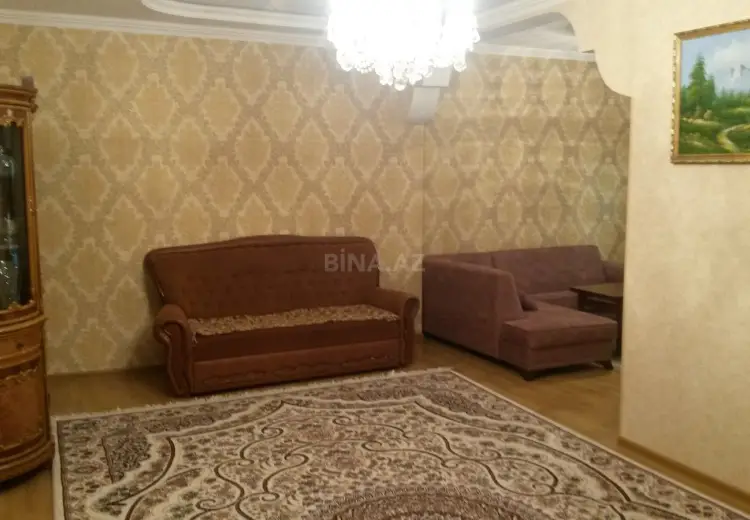 650 AZN - 4 otaqlı mənzil Kirayə (aylıq), Gəncə