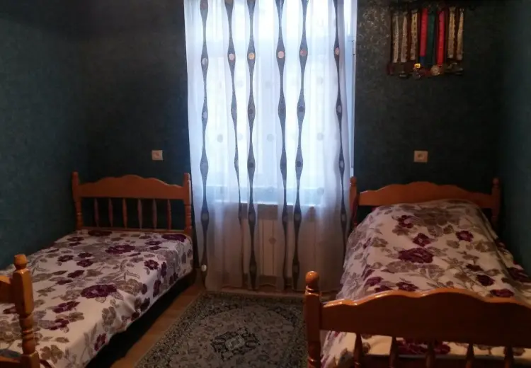 650 AZN - 4 otaqlı mənzil Kirayə (aylıq), Gəncə