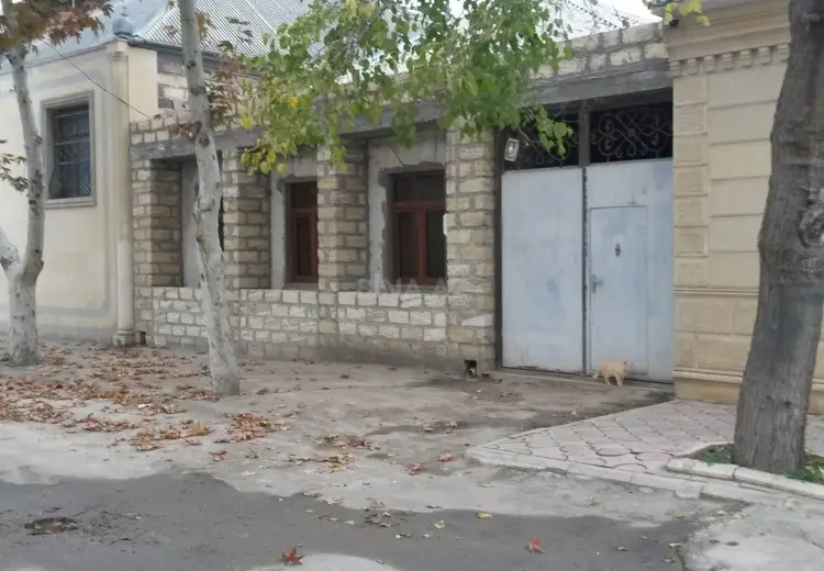 650 AZN - 4 otaqlı mənzil Kirayə (aylıq), Gəncə
