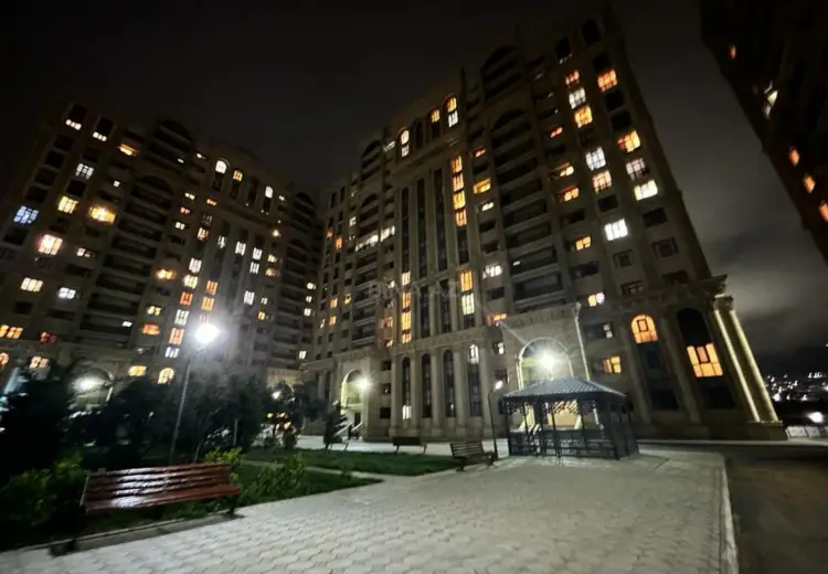 240 000 AZN - 2 otaqlı mənzil Satılır, Bayıl qəs., Salyan