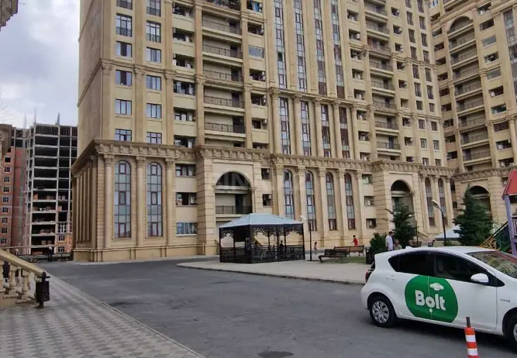 240 000 AZN - 2 otaqlı mənzil Satılır, Bayıl qəs., Salyan