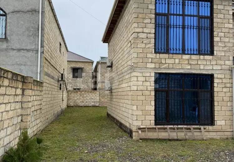 115 000 AZN - 4 otaqlı mənzil , Yevlax