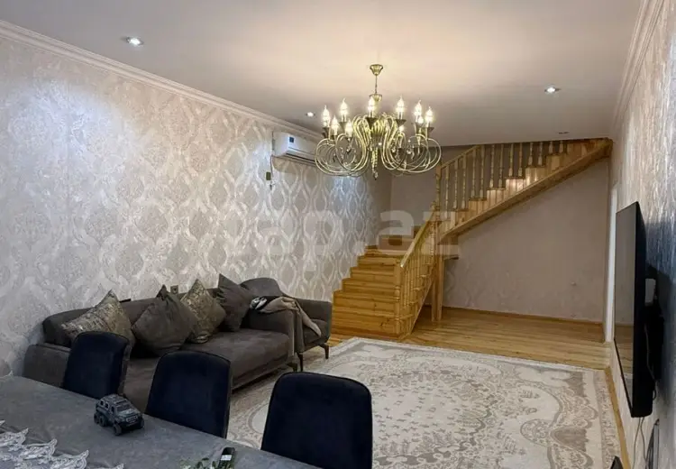 115 000 AZN - 4 otaqlı mənzil , Yevlax