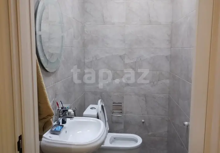 115 000 AZN - 4 otaqlı mənzil , Yevlax