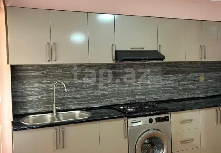 80 AZN - 4 otaqlı mənzil Kirayə (aylıq), Qazax