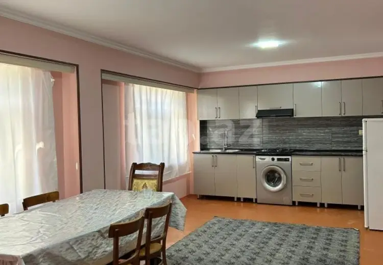 80 AZN - 4 otaqlı mənzil Kirayə (aylıq), Qazax