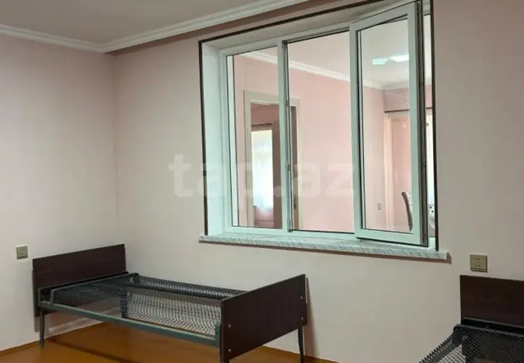 80 AZN - 4 otaqlı mənzil Kirayə (aylıq), Qazax