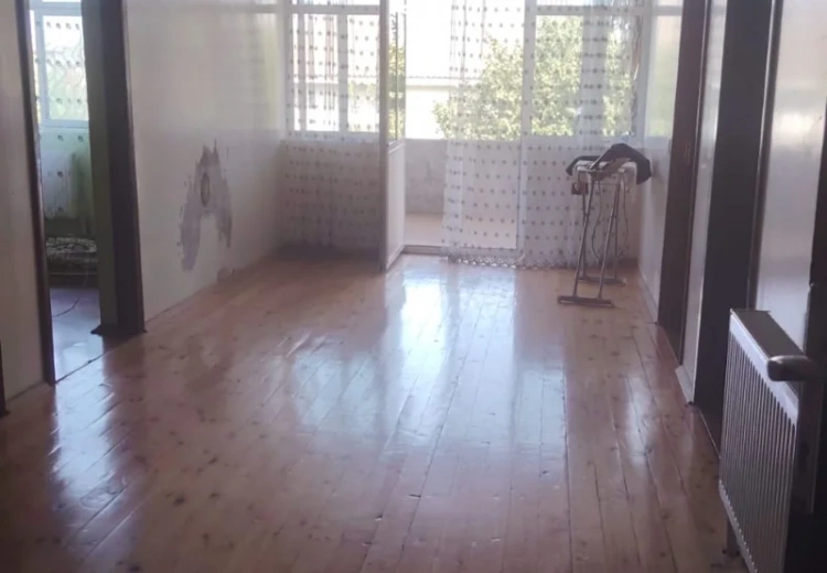85 000 AZN - 6 otaqlı mənzil Satılır, Astara