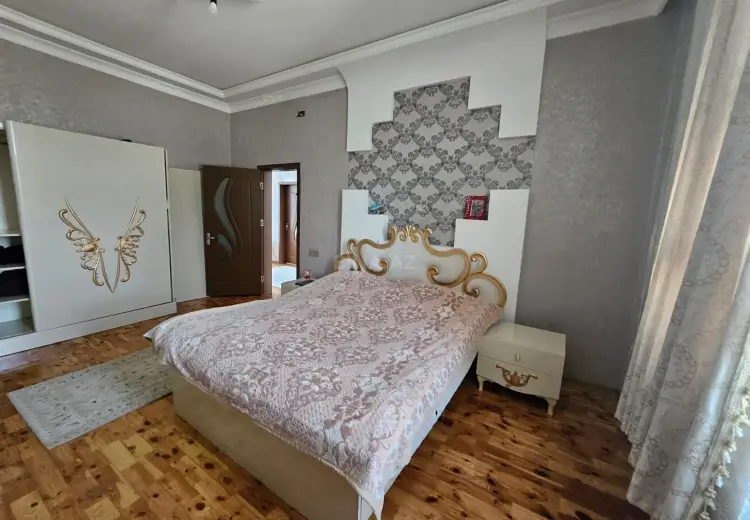 145 000 AZN - 5 otaqlı mənzil Satılır, 28 may qəs., Yevlax