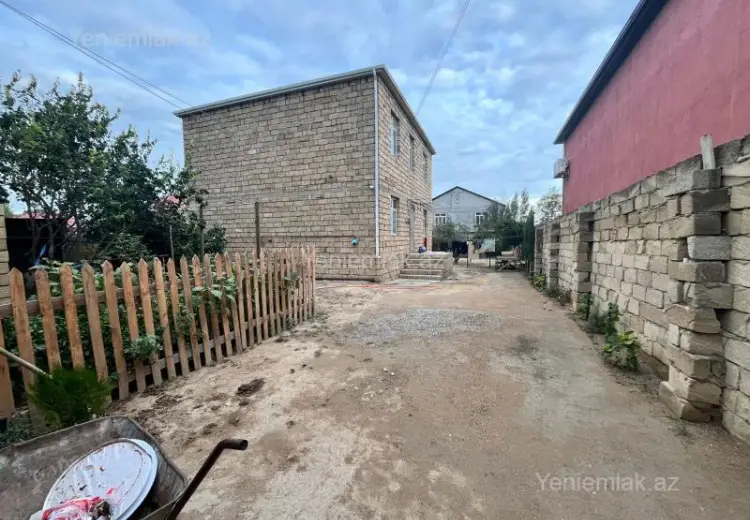 140 000 AZN - 8 otaqlı mənzil Satılır, Saray, Abşeron