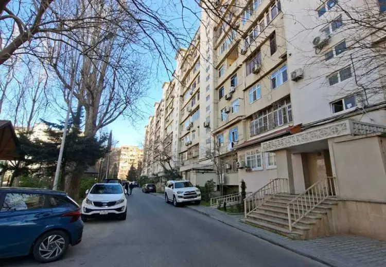 260 000 AZN - 4 otaqlı mənzil Satılır, Nərimanov, Bakı