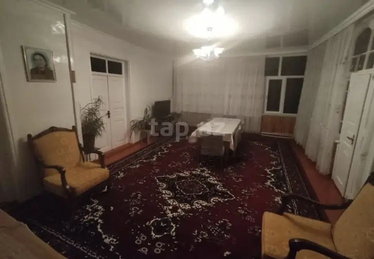 230 000 AZN - 8 otaqlı mənzil , Gədəbəy
