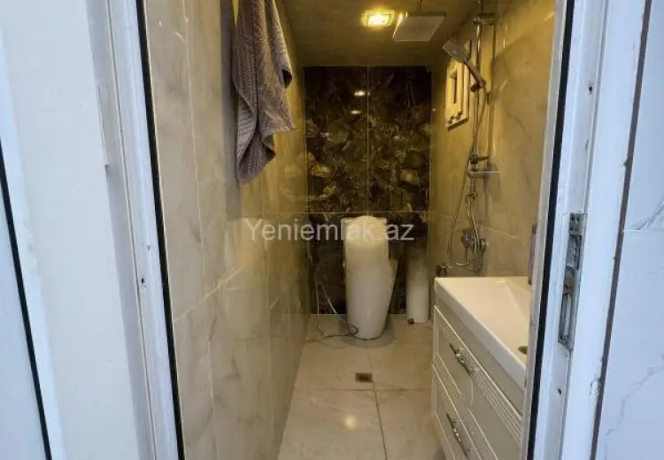 258 000 AZN - 4 otaqlı mənzil Satılır, Bayıl qəs., Səbail, Bakı