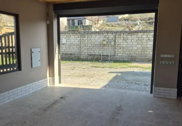 300 000 AZN - 5 otaqlı mənzil Satılır, Quba