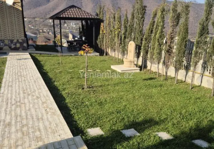 300 000 AZN - 5 otaqlı mənzil Satılır, Quba