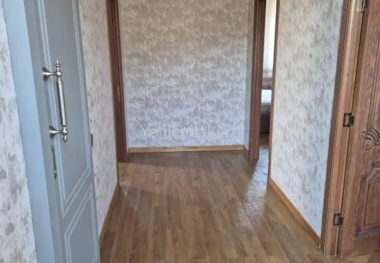 300 000 AZN - 5 otaqlı mənzil Satılır, Quba