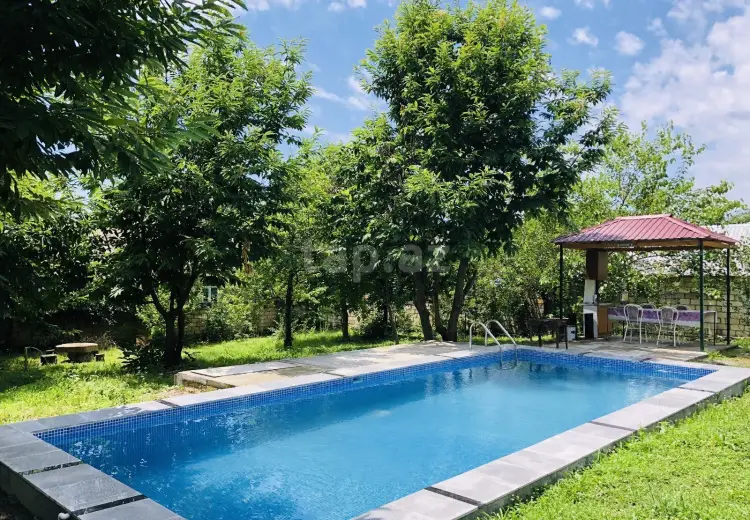 500 AZN - 3 otaqlı mənzil Kirayə (aylıq), Qəbələ