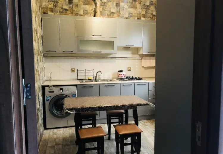 500 AZN - 3 otaqlı mənzil Kirayə (aylıq), Qəbələ