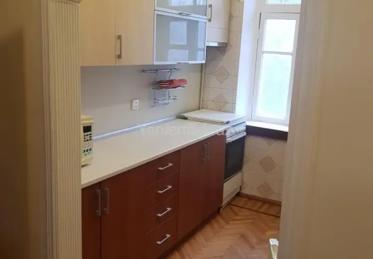 800 AZN - 3 otaqlı mənzil Kirayə (aylıq), Nərimanov, Bakı