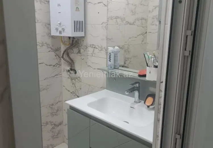 180 000 AZN - 4 otaqlı mənzil Satılır, 6-cı mikrorayon, Sumqayıt