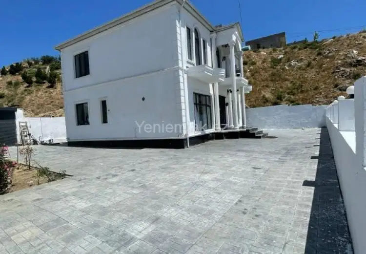 470 000 AZN - 5 otaqlı mənzil Satılır, Badamdar qəs., Səbail, Bakı