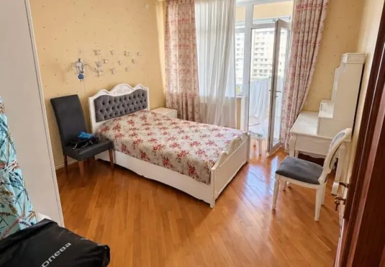 1 000 AZN - 3 otaqlı mənzil Kirayə (aylıq), Yasamal qəs., Yasamal, Bakı