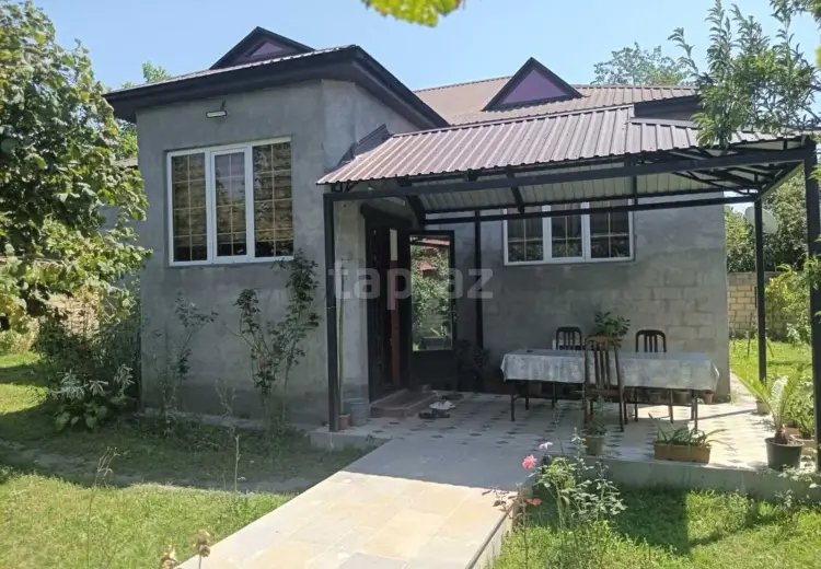 500 AZN - 3 otaqlı mənzil Kirayə (aylıq), Qəbələ