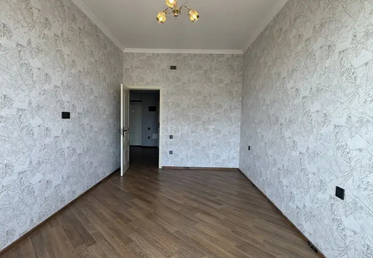 214 000 AZN - 2 otaqlı mənzil Satılır, Bayıl qəs., Salyan