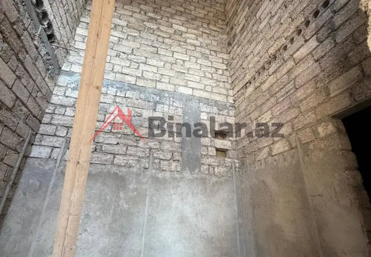 110 AZN - 5 otaqlı mənzil Satılır, Qobustan