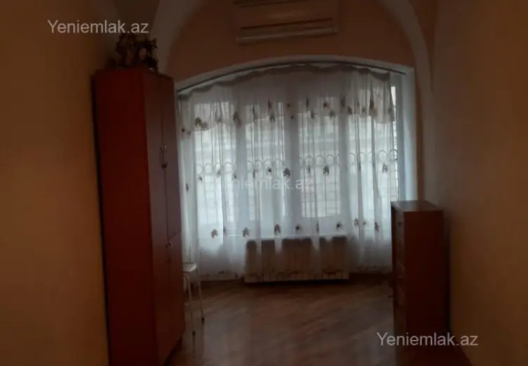 800 AZN - 70 m² Obyekt / Ofis Kirayə (aylıq), Səbail, Bakı