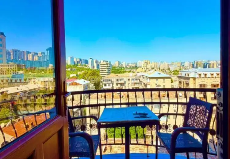 565 000 AZN - 3 otaqlı mənzil Satılır, İçəri şəhər, Səbail, Bakı