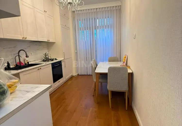 265 000 AZN - 3 otaqlı mənzil Satılır, Yasamal qəs., Abşeron