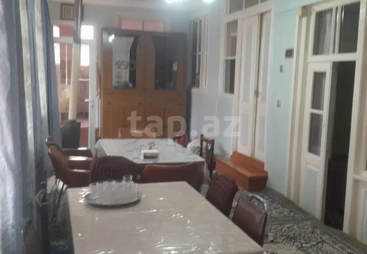 80 AZN - 3 otaqlı mənzil Kirayə (aylıq), Şəki